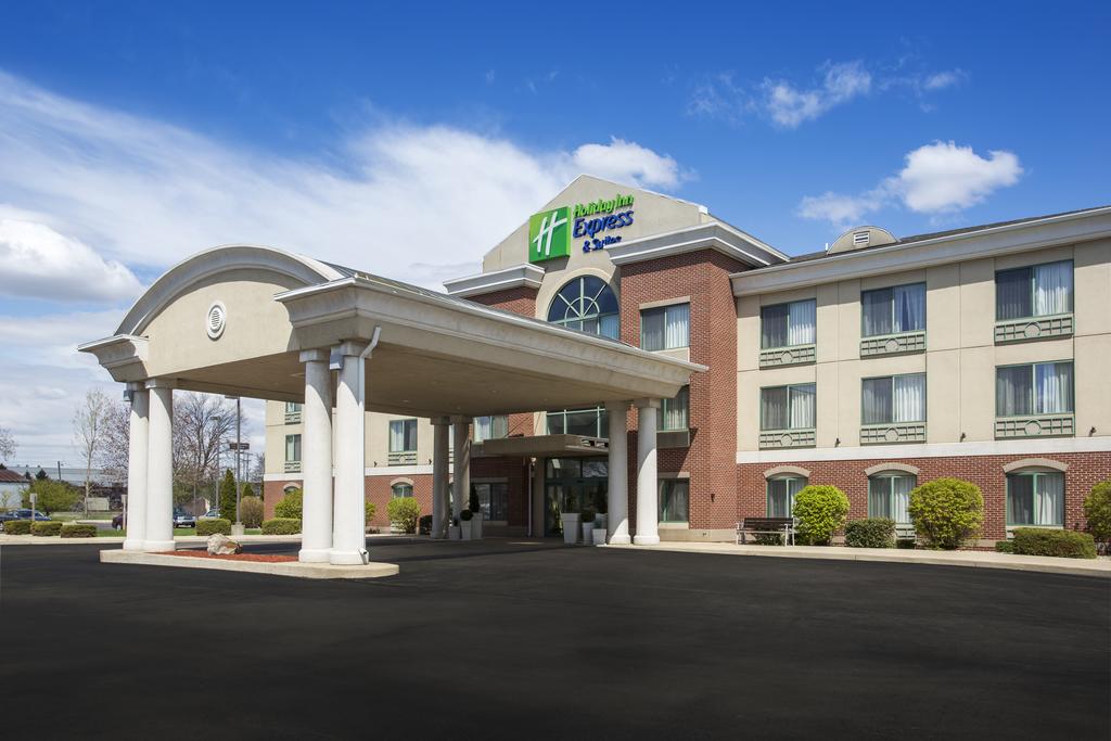 Holiday Inn Express And Suites Kalamazoo