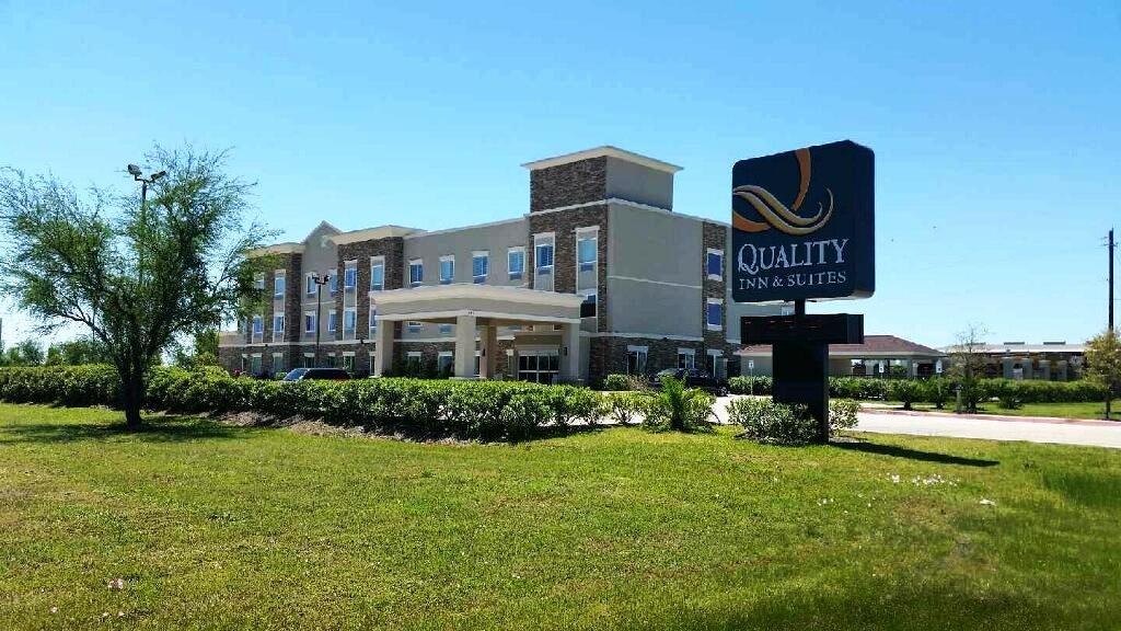 Quality Inn and Suites Victoria