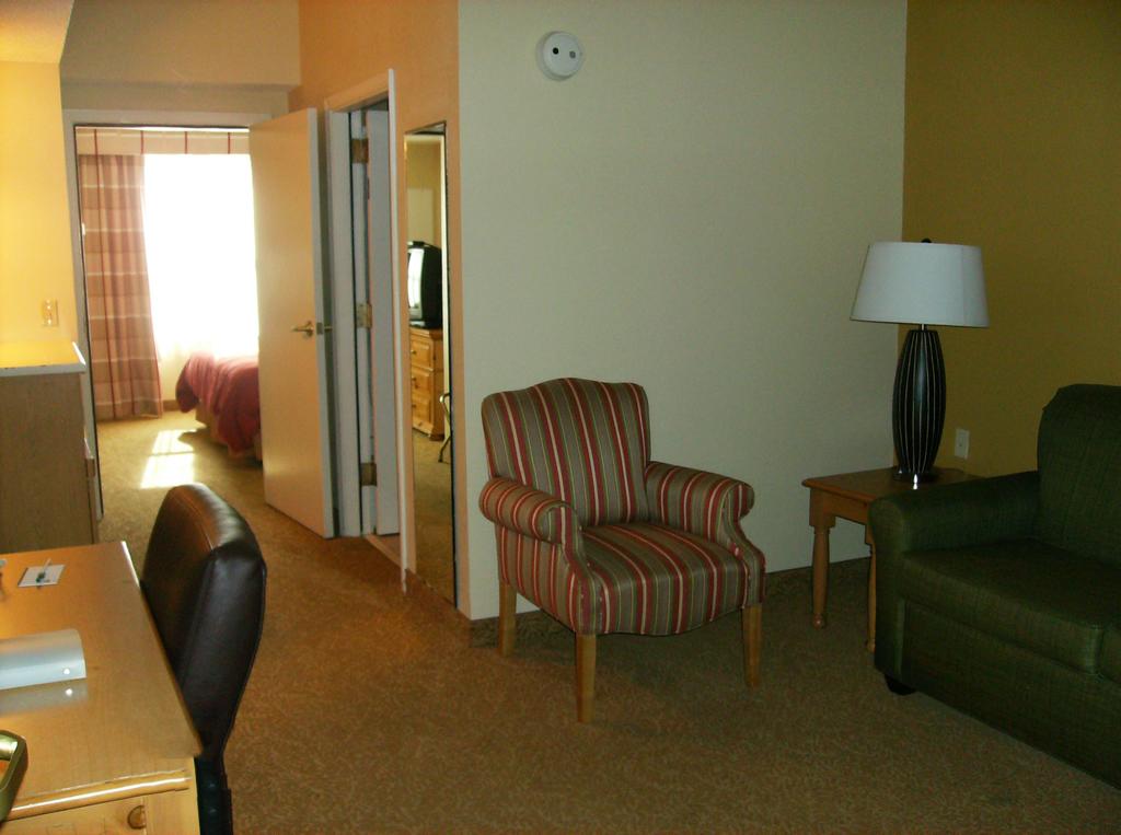 Country Inn and Suites By Carlson Louisville East KY