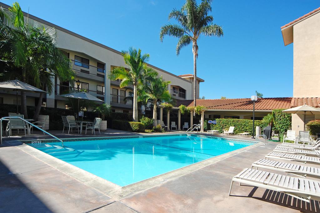 BEST WESTERN PLUS Orange County Airport North