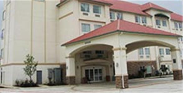 Cantera Inn and Suites