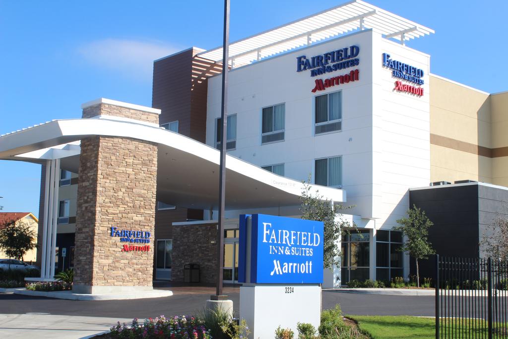 Fairfield Inn and Suites San Antonio Brooks City Base