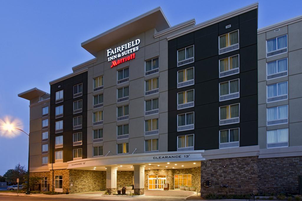 Fairfield Inn and Suites San Antonio Alamo PlazaConvention Center