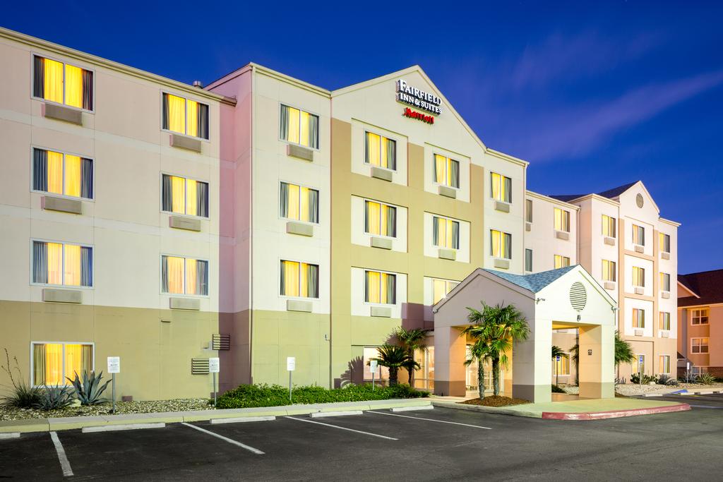 Fairfield Inn and Suites by Marriott San Antonio Downtown-Market Square