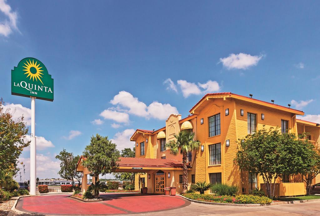 La Quinta Inn San Antonio Sea World Ingram Park