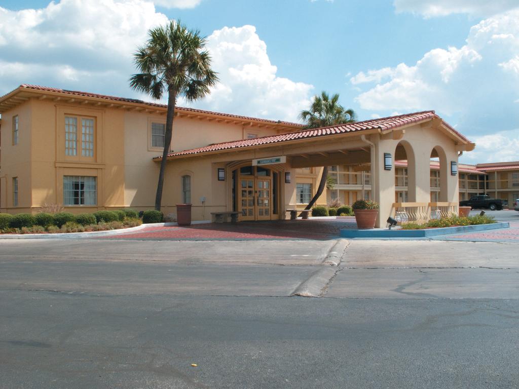 La Quinta Inn San Antonio South Park