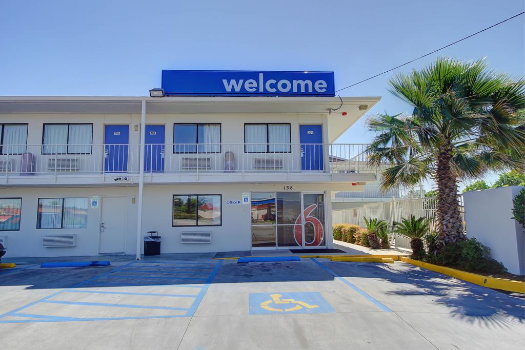 Motel 6 San Antonio East