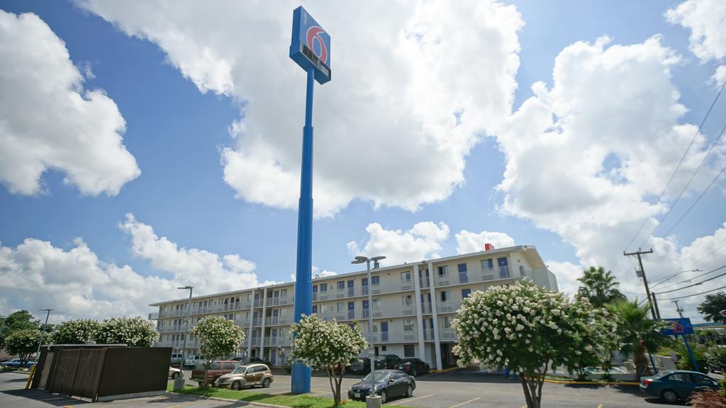 Red Roof Inn San Antonio Northeast - Rittiman Rd