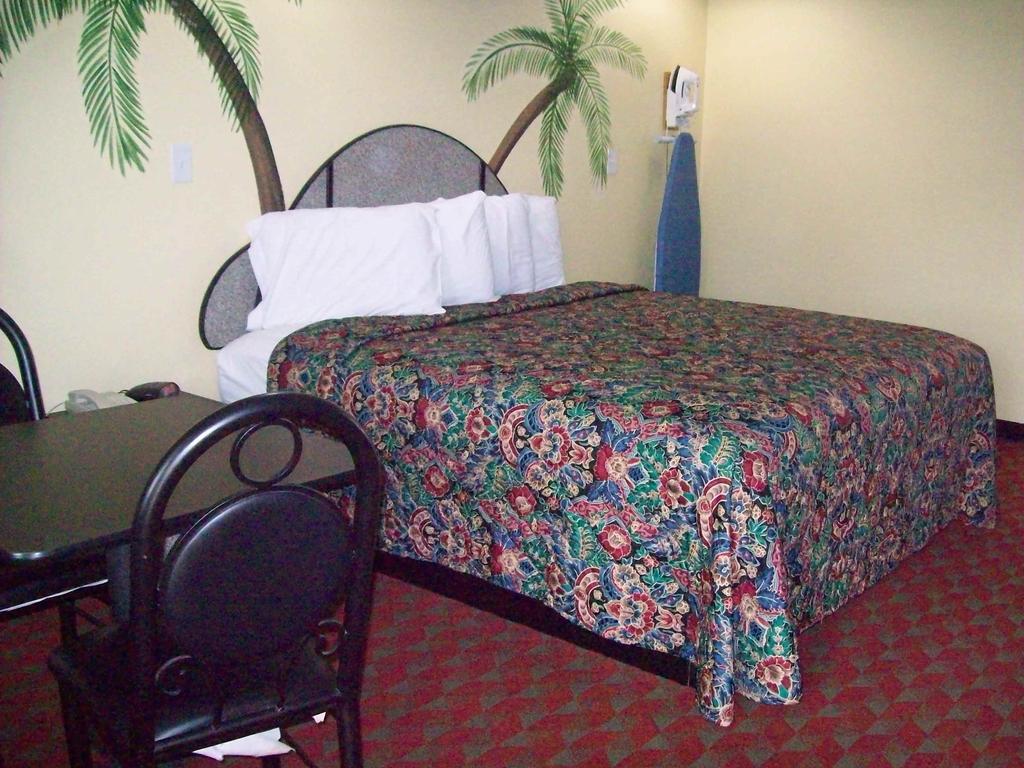 Luxury Inn and Suites Seaworld