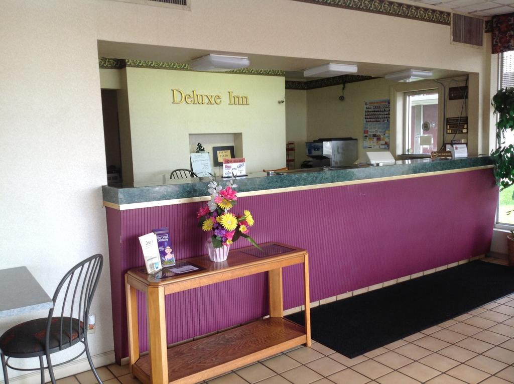 Deluxe Inn Lumberton