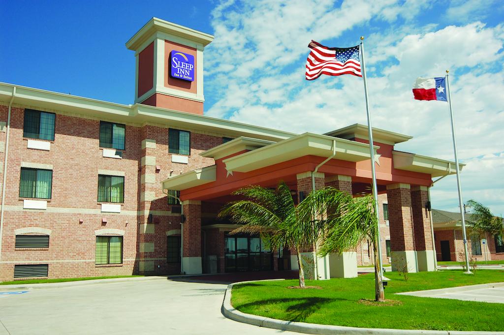 Sleep Inn and Suites Hewitt