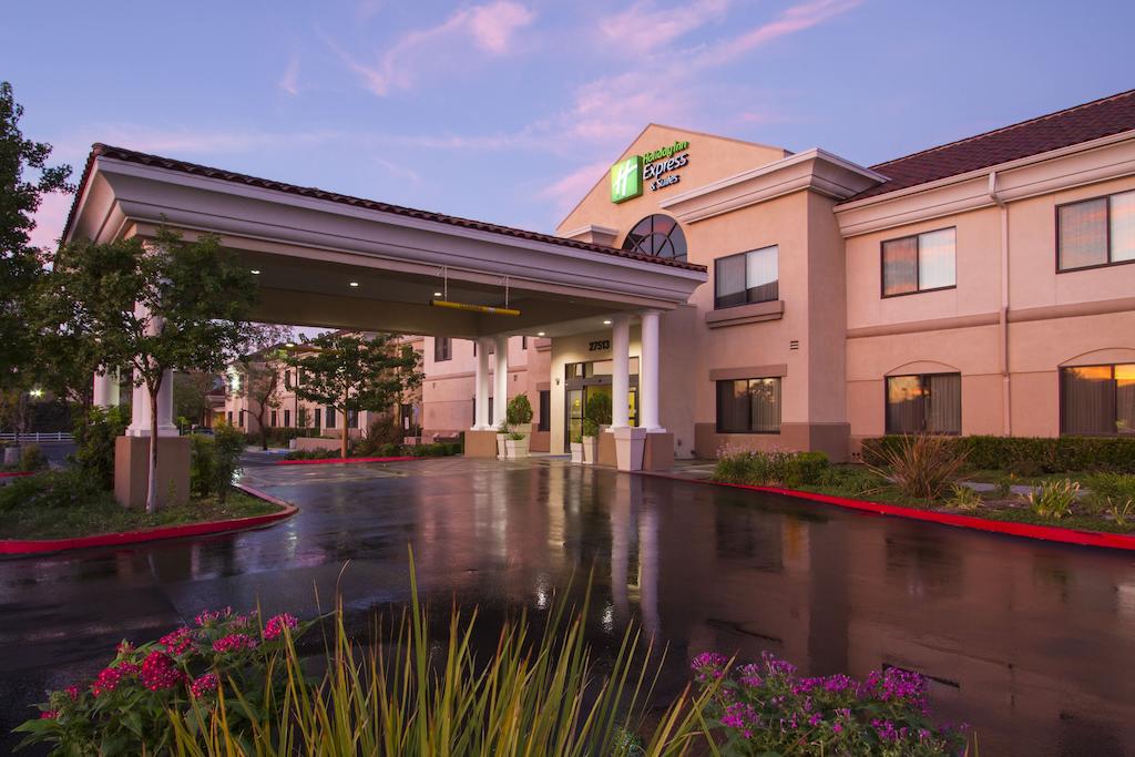 Holiday Inn Express Hotel and Suites Santa Clarita