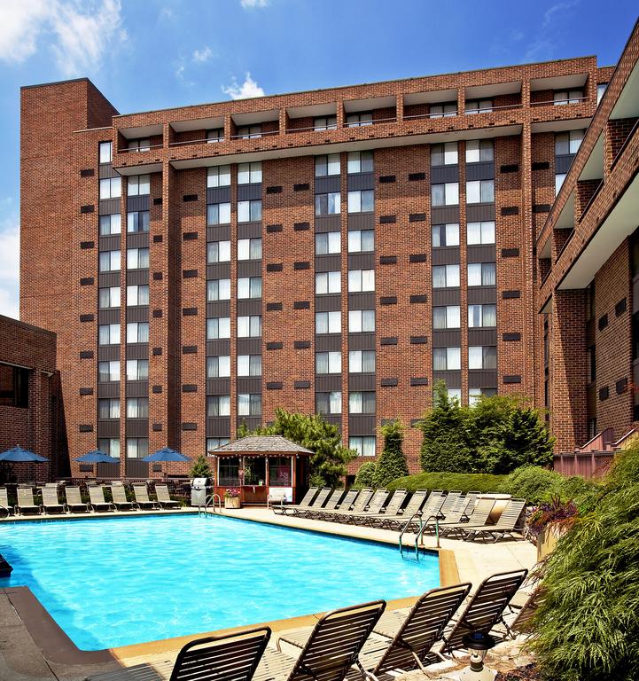 Sheraton Harrisburg Hershey Hotel