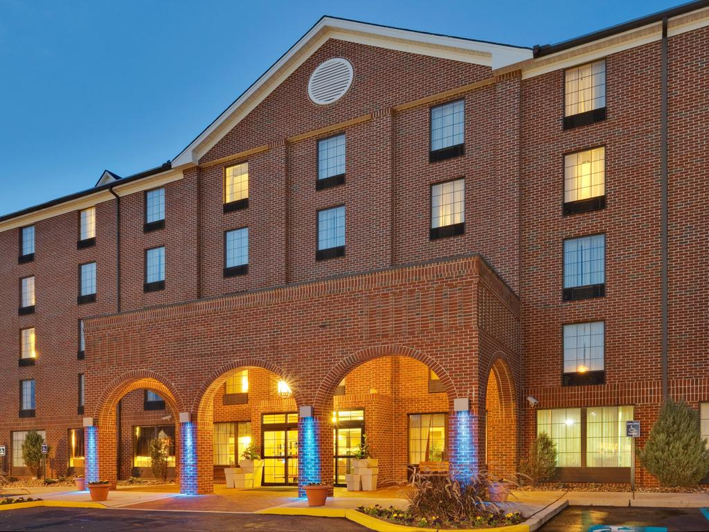 Holiday Inn Exp Harrisburg Eas