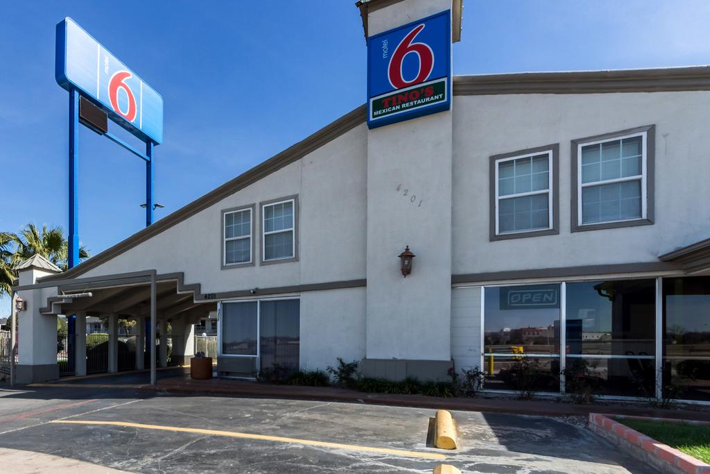 Motel 6 Fort Worth - Seminary