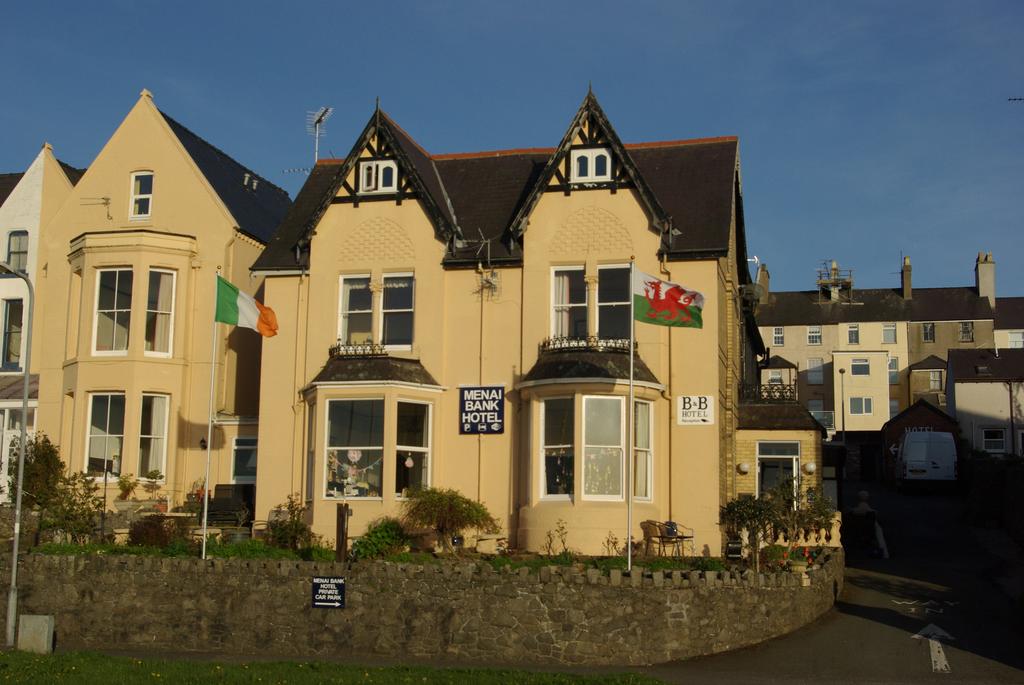 Menai Bank Hotel