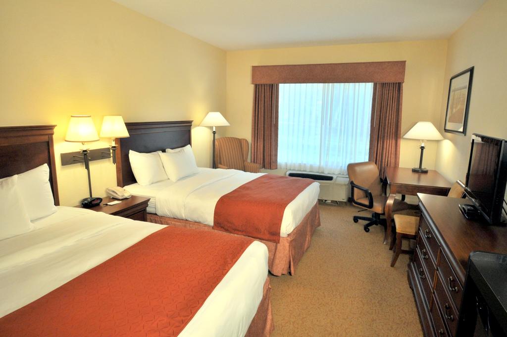 Country Inn and Suites By Carlson Lake George Queensbury NY