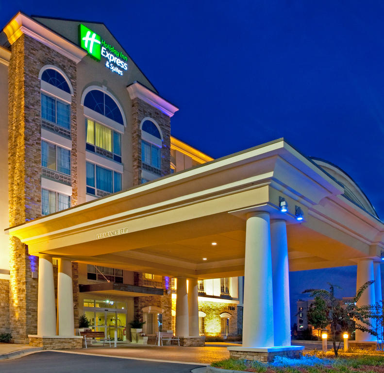 Holiday Inn Exp Stes Northlake