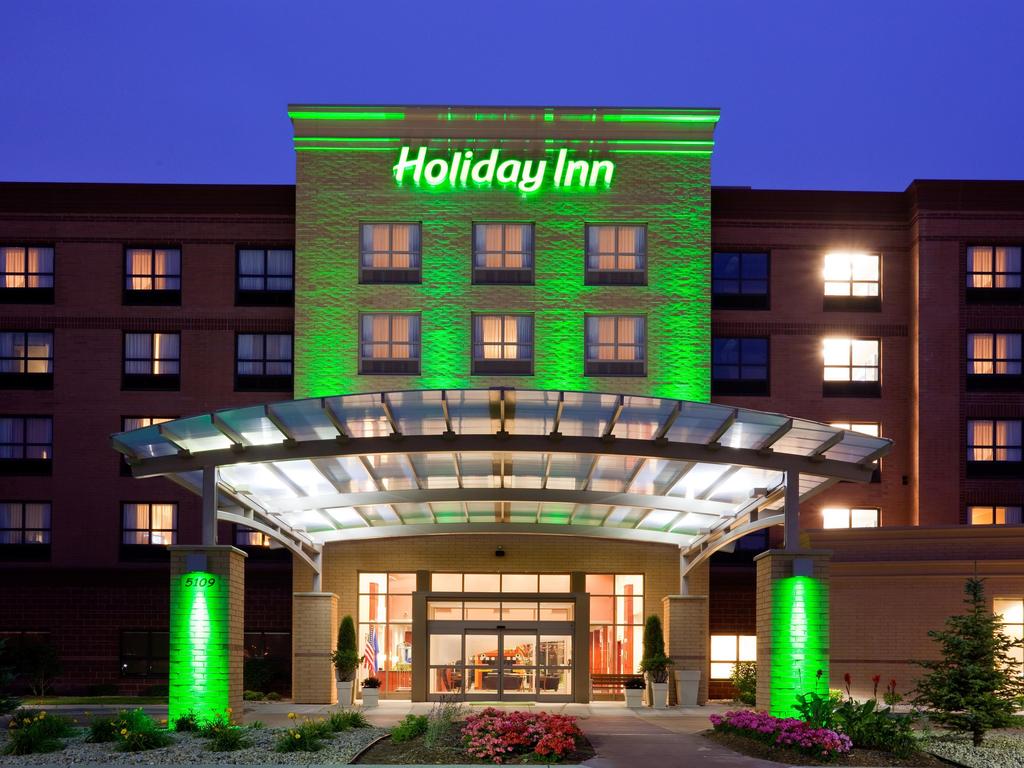 Holiday Inn American Center