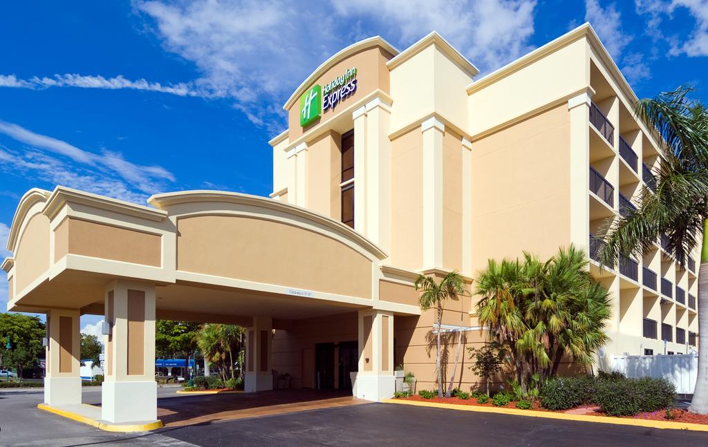 Holiday Inn Express Cape Coral