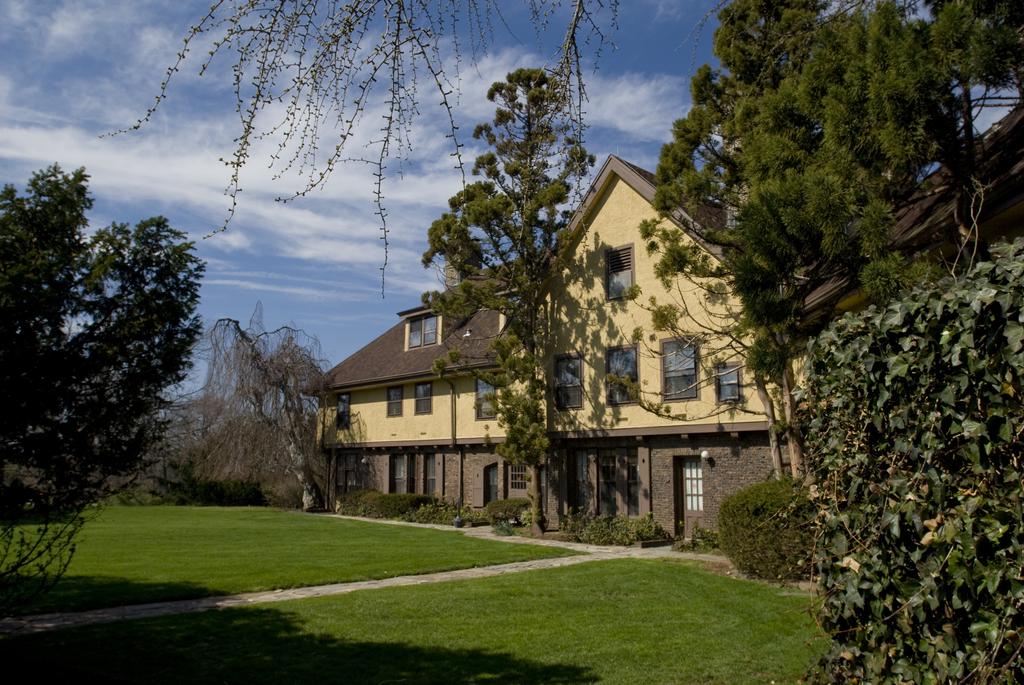 Rutgers University Inn and Conference Center