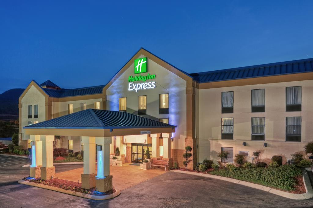 Holiday Inn Express And Suites