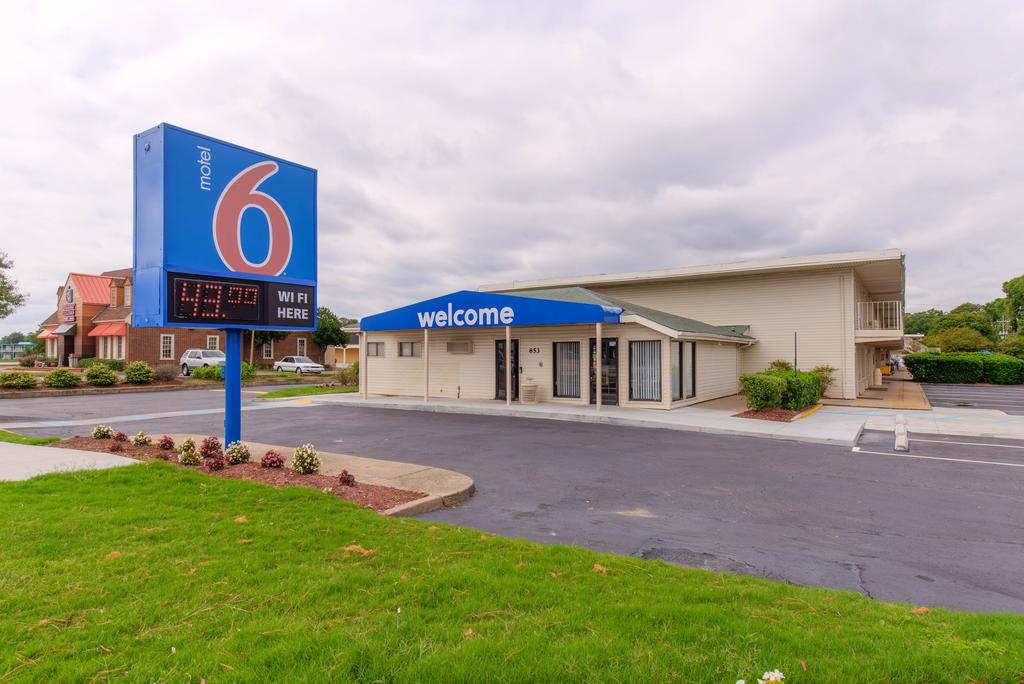 Motel 6 Norfolk