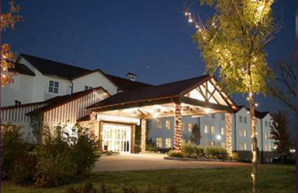 Normandy Farm Hotel and Conference Center