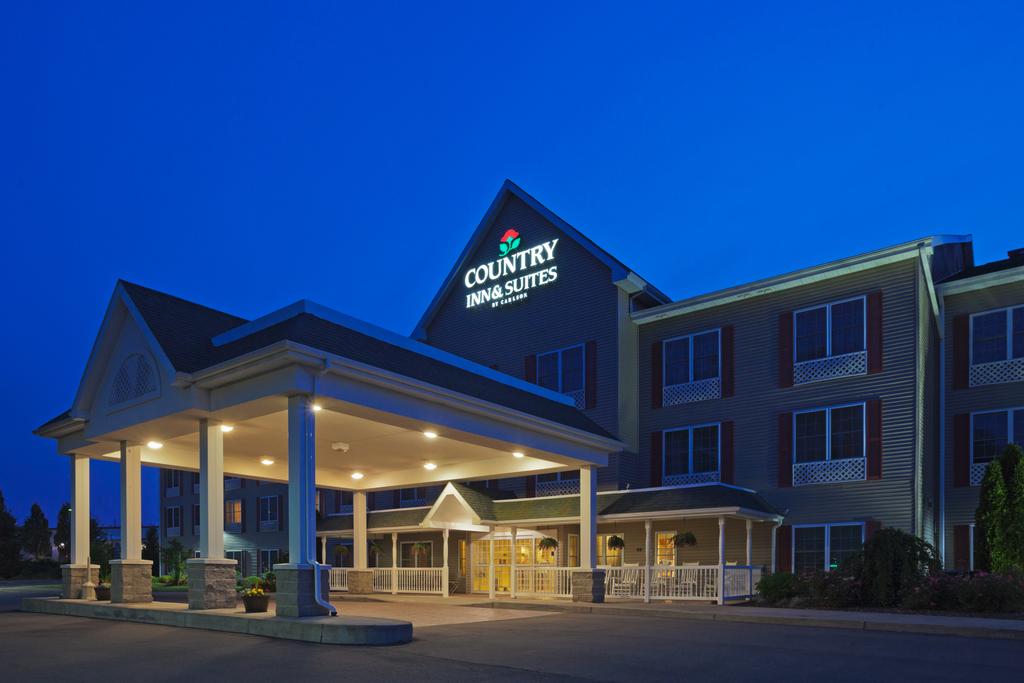 Country Inn and Suites By Carlson Cortland NY