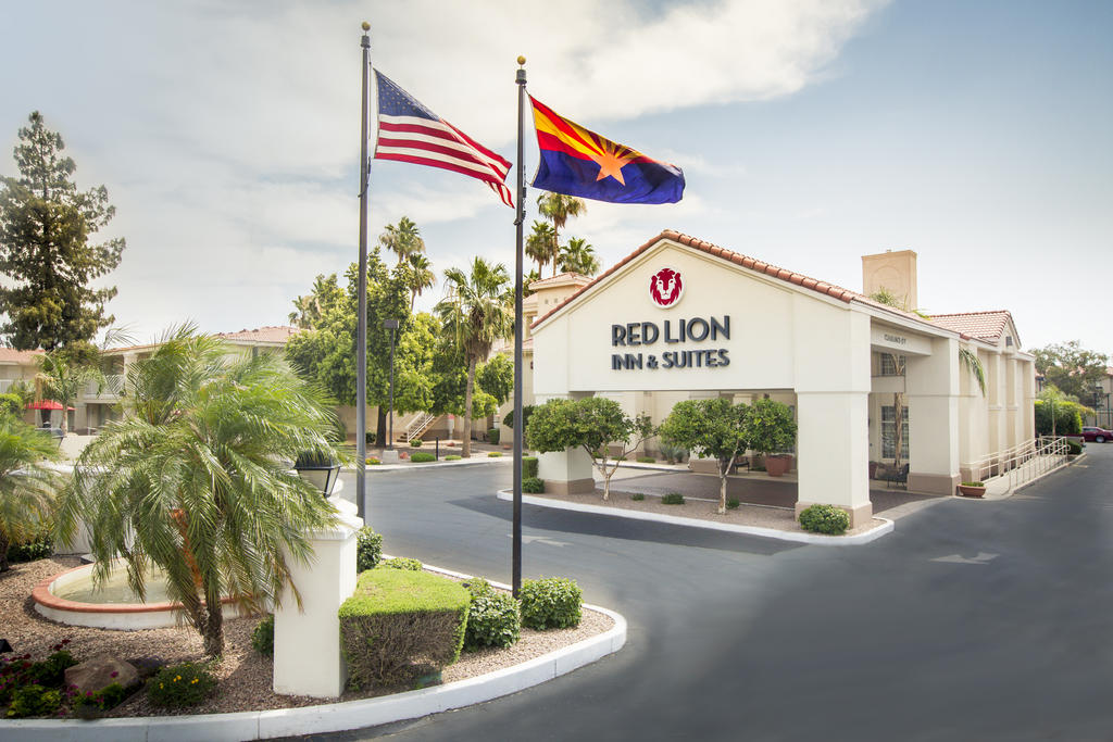 Red Lion Inn and Suites Phoenix - Tempe