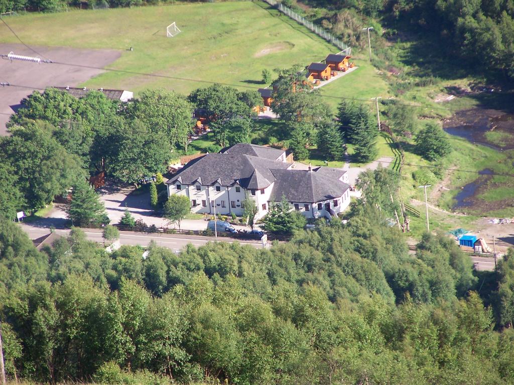 MacDonald Hotel and Cabins