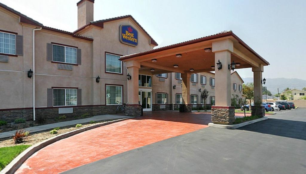 BEST WESTERN PLUS Route 66 Glendora Inn