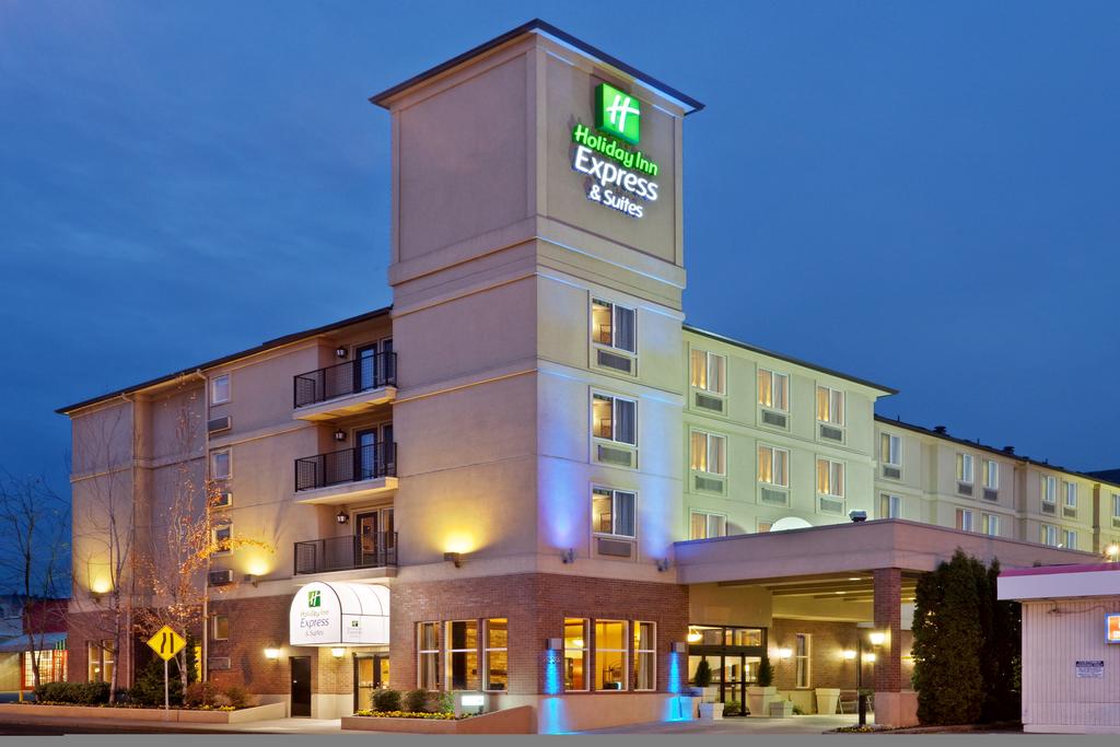 Holiday Inn Express Suites NW Downtown Portland