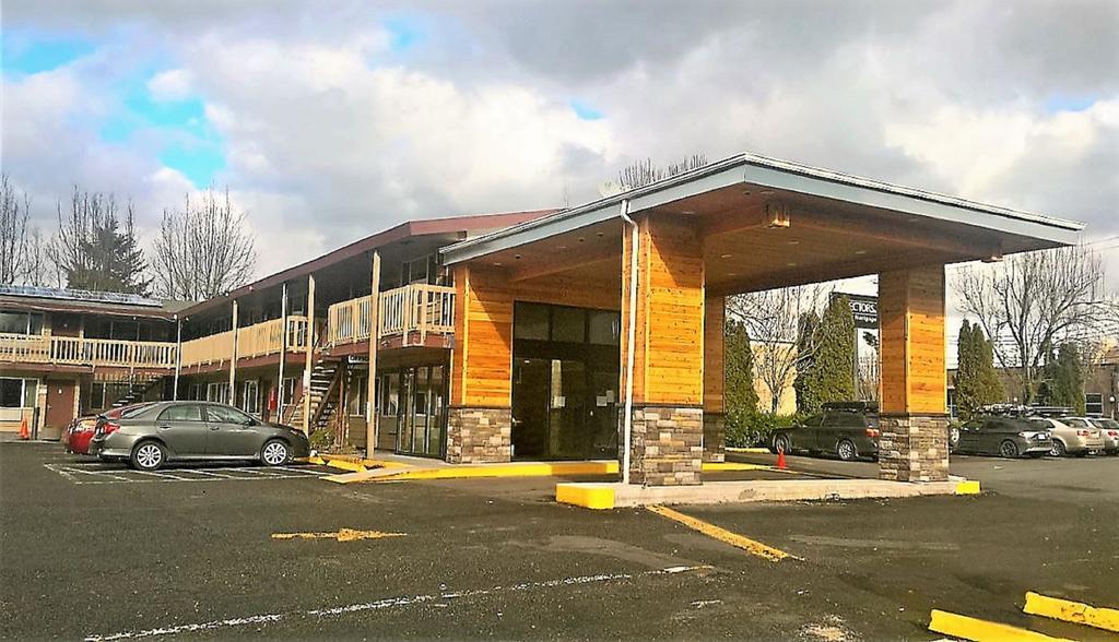 Banfield Value Inn