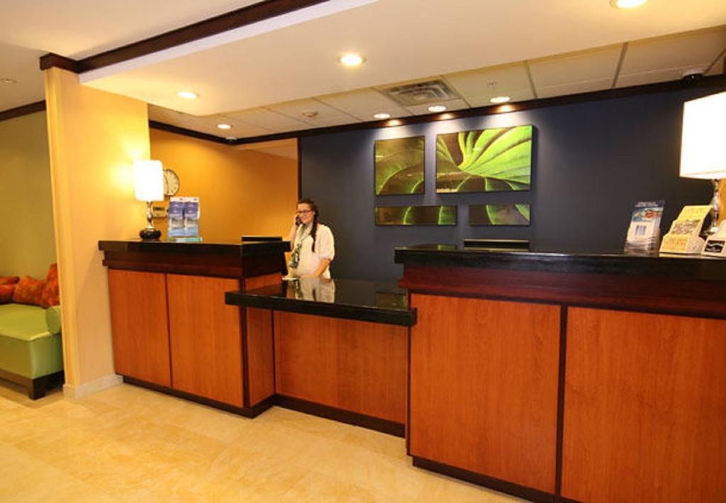 Fairfield Inn and Suites White River Junction