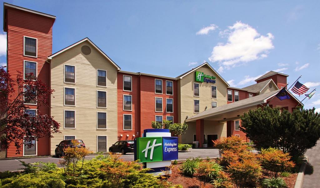 Holiday Inn Exp Grants Pass