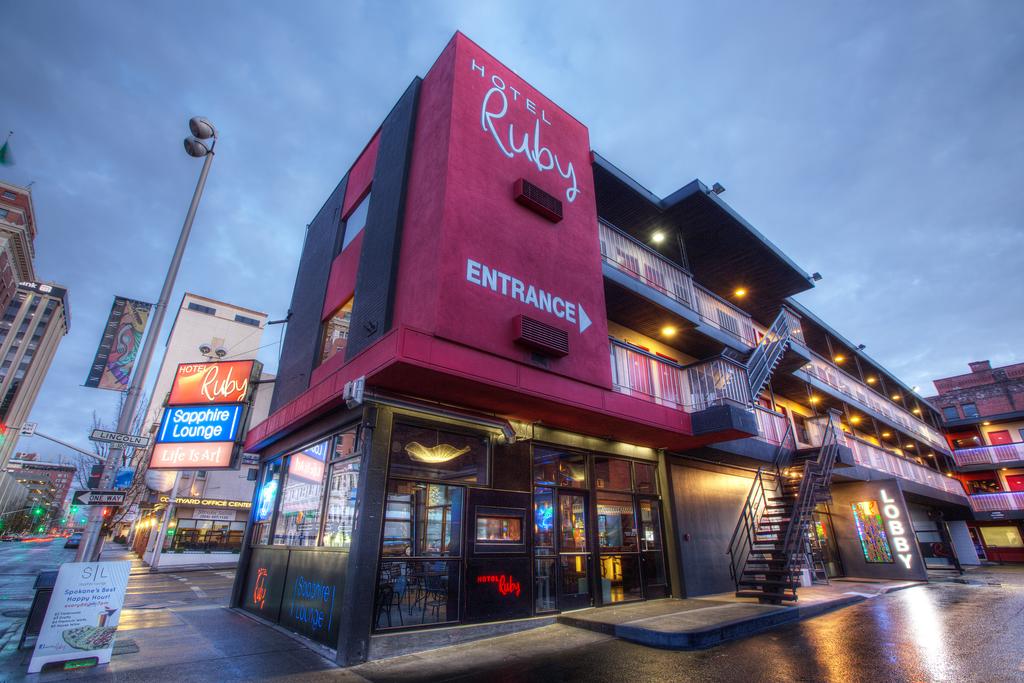 Ruby Hotel