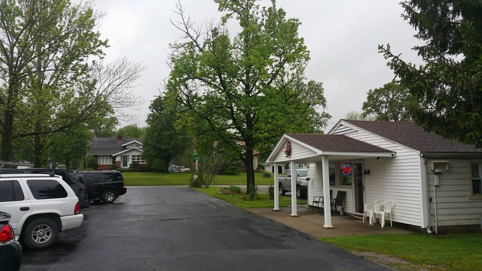 Shamrock Motel