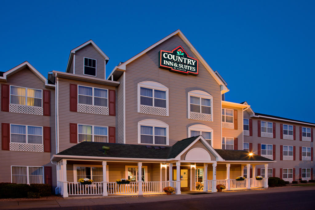 Country Inn and Suites By Carlson Brooklyn Center MN