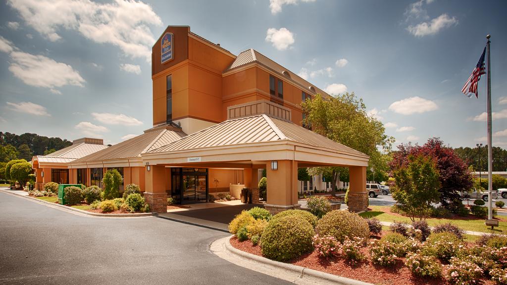 BEST WESTERN PLUS Goldsboro