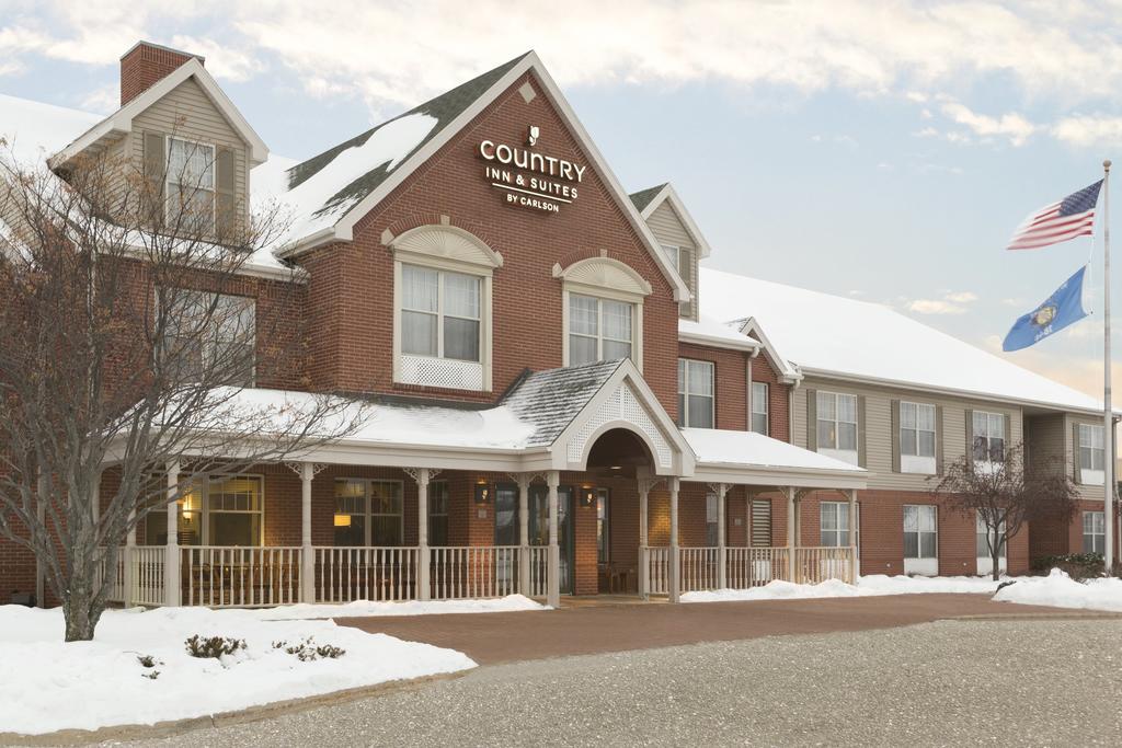 Country Inn and Suites Schofield