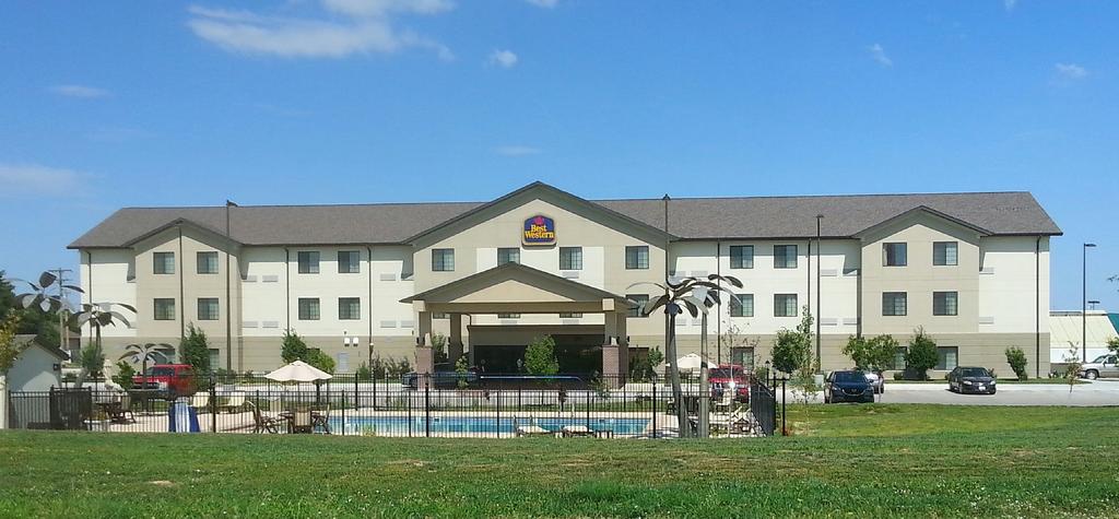 Best Western North Edge Inn