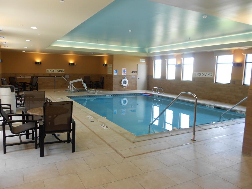 Hampton Inn and Suites Dodge City - KS