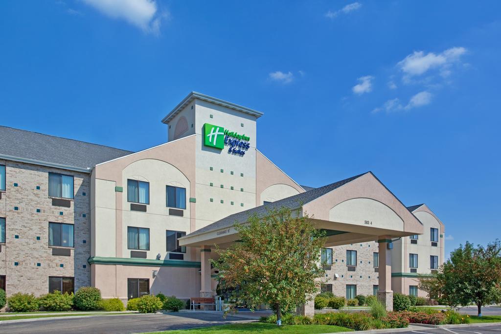 Holiday Inn Express Suites Elkhart South