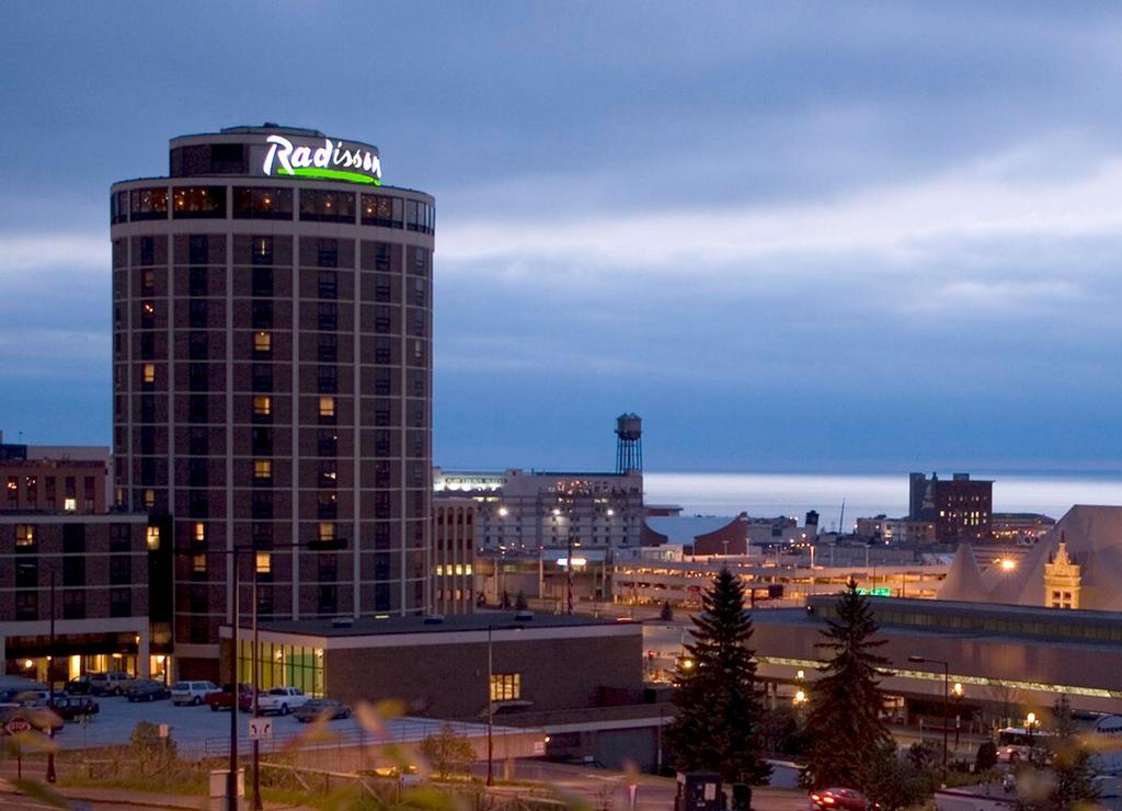 Radisson Hotel Duluth-Harborview