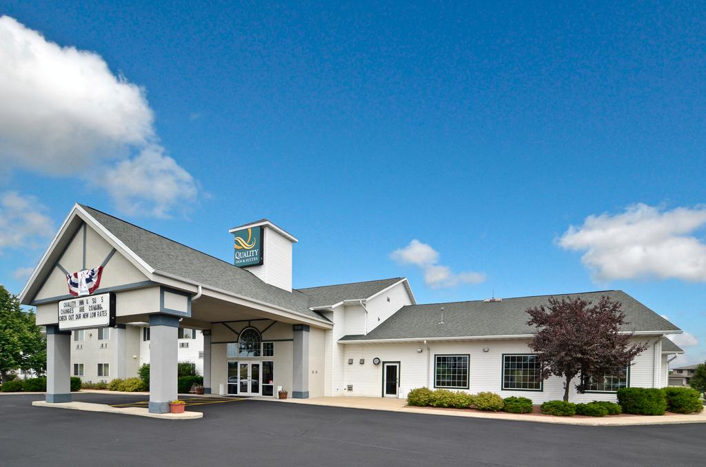 Quality Inn and Suites Stoughton - Madison South