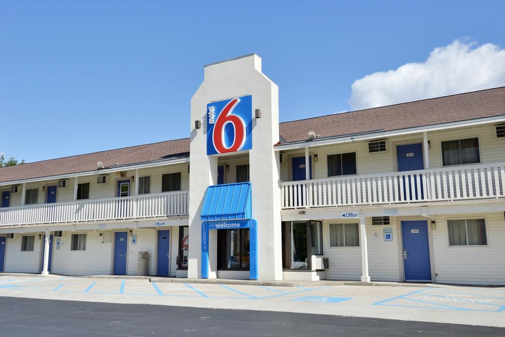 Motel 6 Brattleboro VT