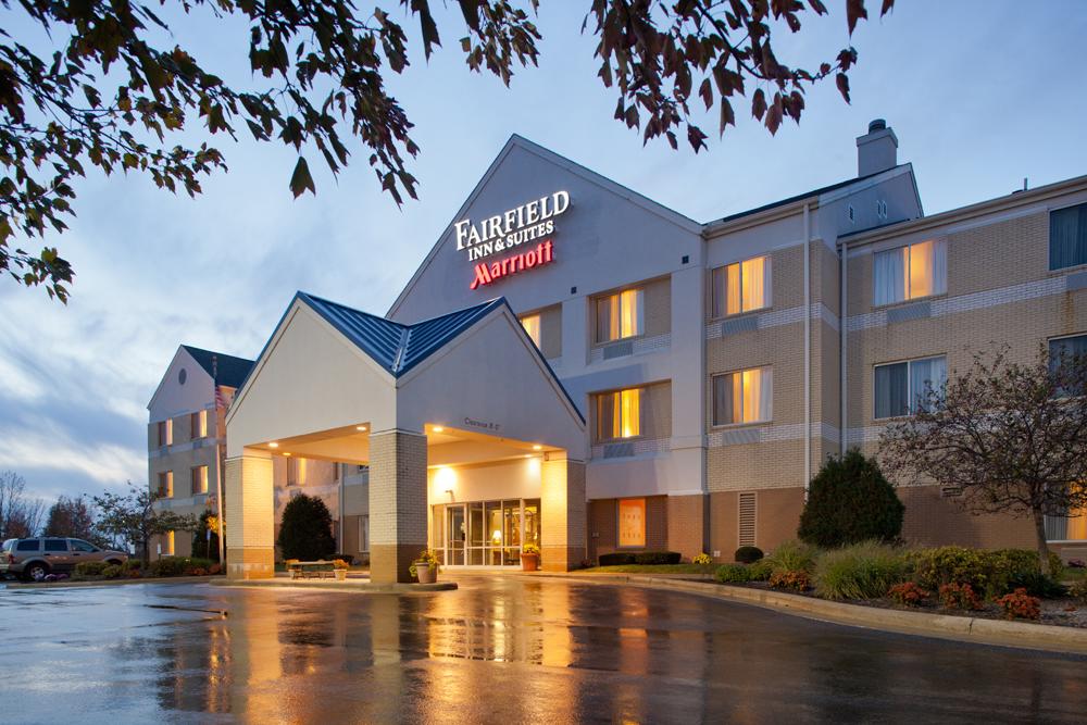 Fairfield Inn and Suites Cleveland Streetsboro