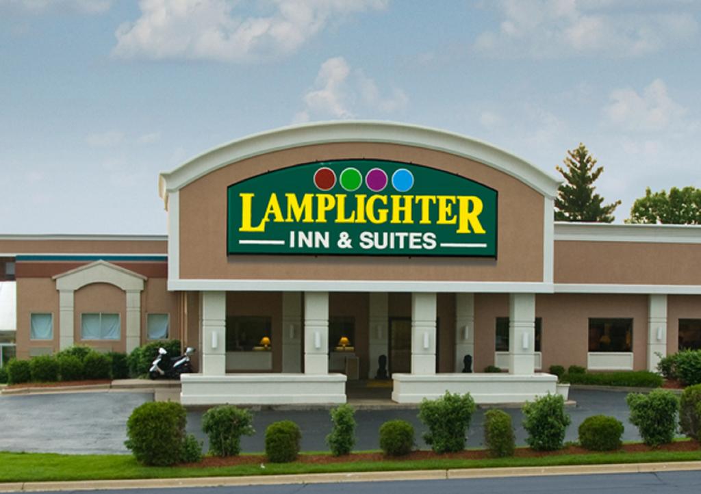 Lamplighter Suites North