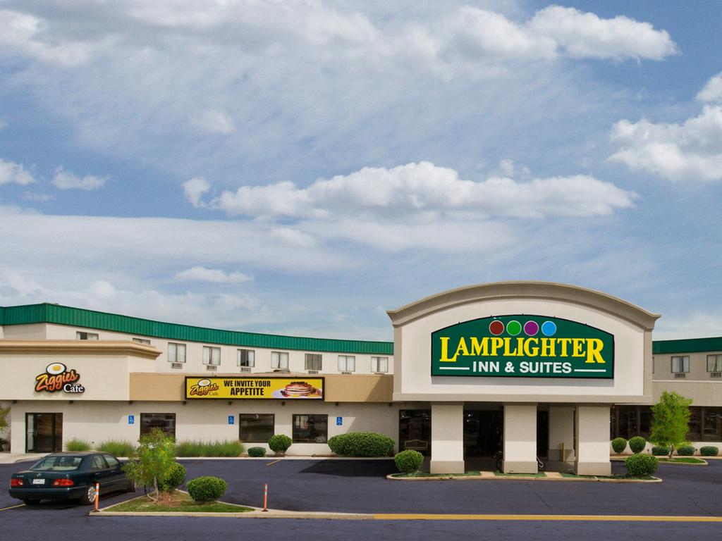 Lamplighter Inn and Suites South